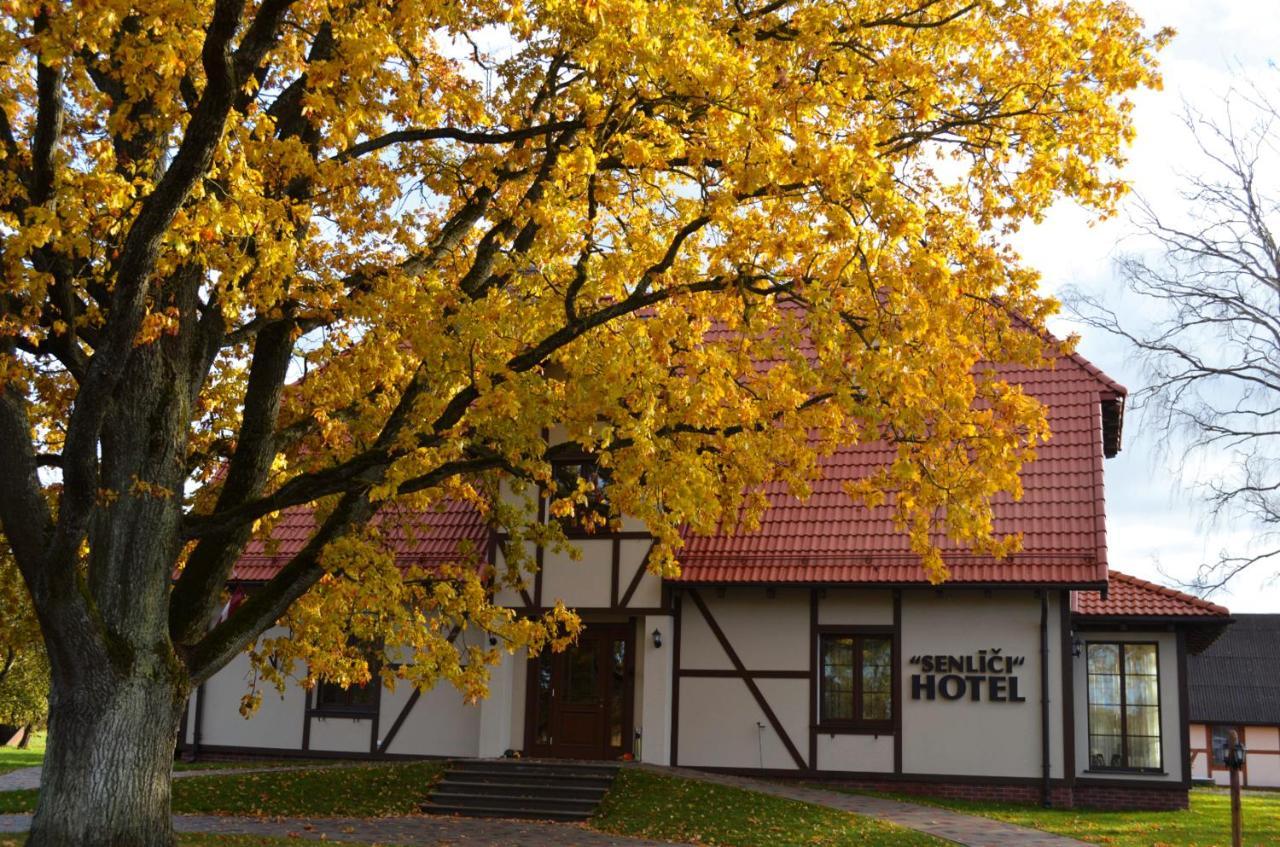 Hotel Senlici Jelgava Exterior photo